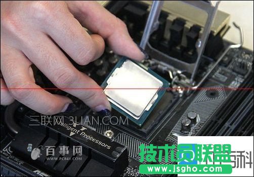 自己如何組裝電腦主機 三聯(lián)