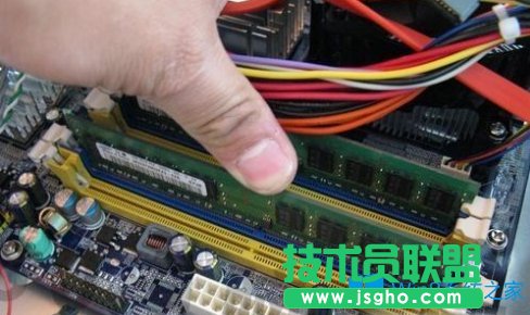 Win8電腦開機藍屏怎么解決？